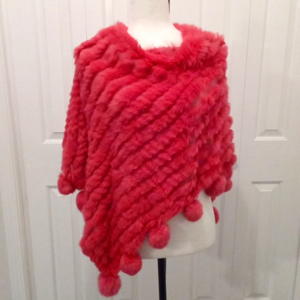 HALE BOB  Fur POM POM Poncho